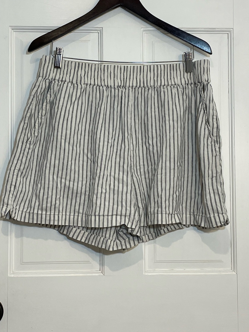 Marine Layer Women’s XL Striped Pull On Shorts Linen Blend Ivory Black Summer